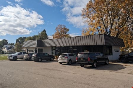 A look at 1553 Alpine Ave NW commercial space in Grand Rapids