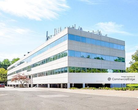 A look at 12 State Route 17 North Commercial space for Rent in Paramus