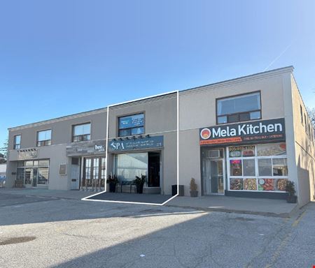 A look at 1712 Lakeshore Road West commercial space in Mississauga