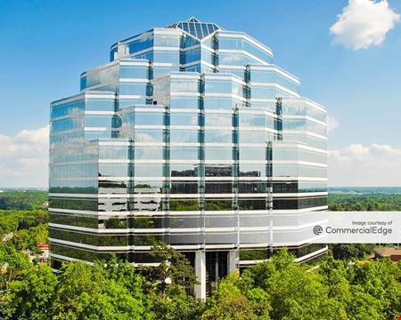 A look at Overlook III commercial space in Atlanta