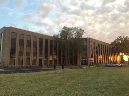 A look at Executive Park East Office space for Rent in Evansville