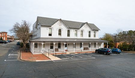 A look at 2020 W. Main Street commercial space in Durham