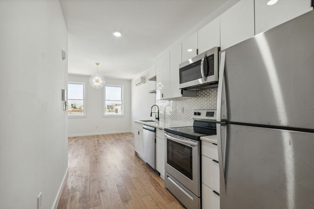 1209 Snyder Ave