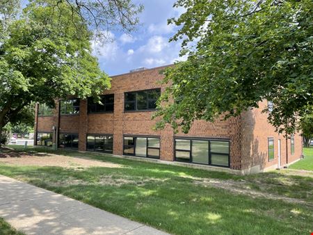 A look at 305 W. Briarcliff Rd. Commercial space for Rent in Bolingbrook