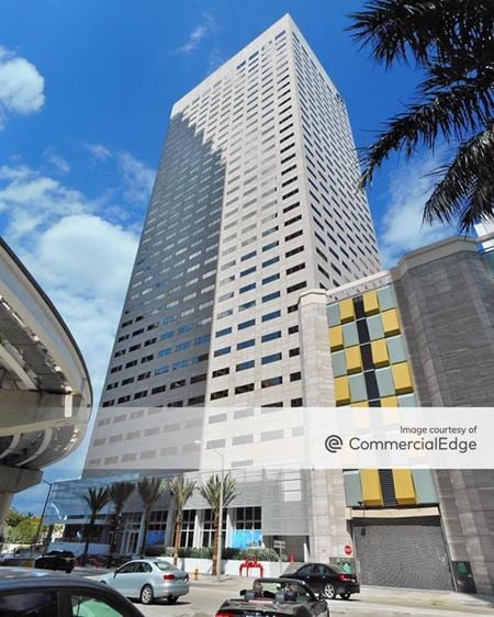 A look at Citigroup Center Office space for Rent in Miami
