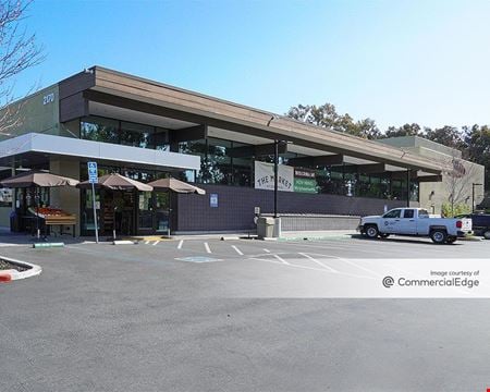 A look at Edgewood Plaza commercial space in Palo Alto