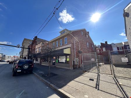 A look at 25th St Bar & Grill commercial space in Pittsburgh