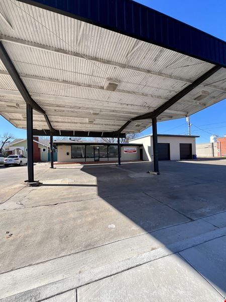 A look at 420 S Porter Ave commercial space in Norman