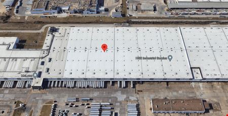A look at 7550 Oak Grove Road commercial space in Fort Worth