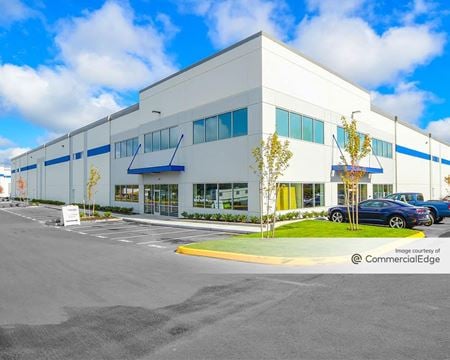 A look at LogistiCenter at Woodinville Industrial space for Rent in Woodinville