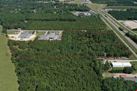 A look at 13.5 AC along Hwy 301/Bus 95 in Hope Mills commercial space in Hope Mills