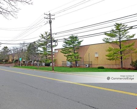 A look at 140 Ethel Road West commercial space in Piscataway