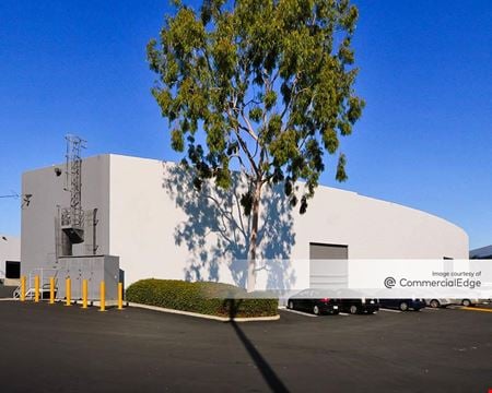 A look at Glendale Commerce Center - 3410-3424 North San Fernando Road & 3550 Tyburn Street Industrial space for Rent in Los Angeles
