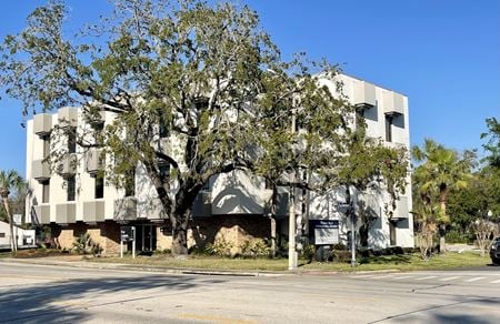 A look at Winter Park Medical Building Office space for Rent in Winter Park