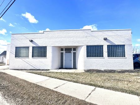 A look at 21493 Groesbeck Hwy Industrial space for Rent in Warren