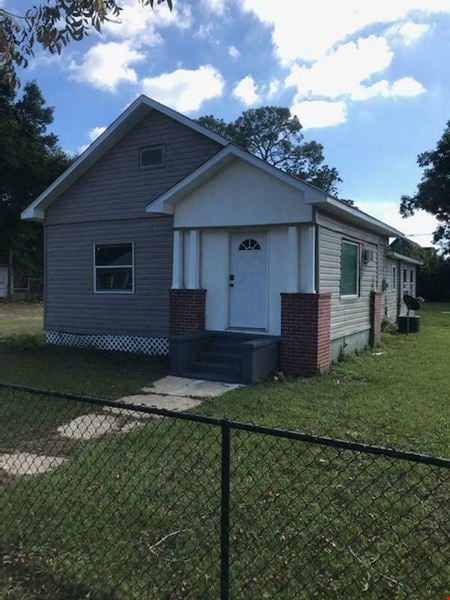 A look at 2421 West Gadsden Street commercial space in Pensacola