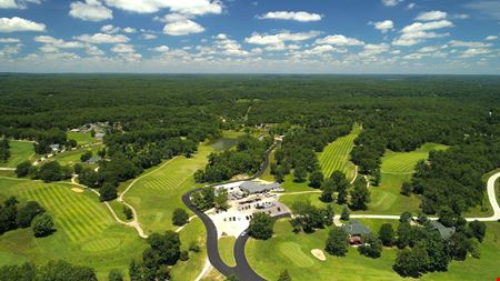 A look at Indian Rock Golf Club commercial space in Gravois Mills