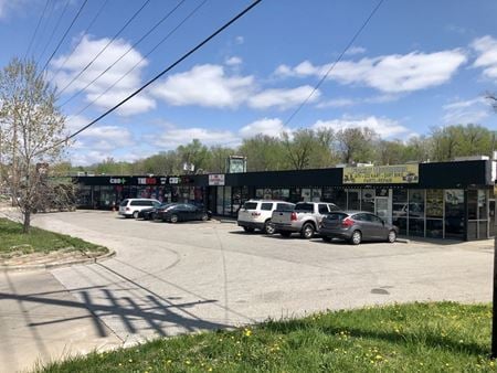 A look at 4019-4031 N Oak Trafficway Commercial space for Rent in Kansas City