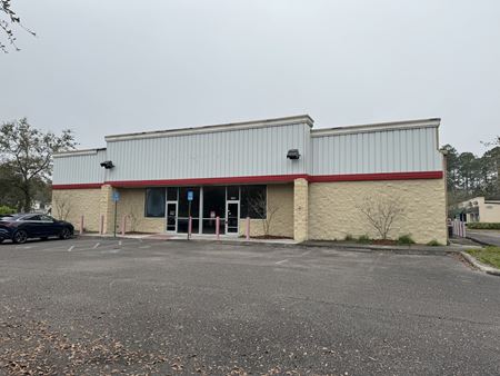 A look at 3166 CR 220 - Office/Retail Small Box Bldg Retail space for Rent in Middleburg