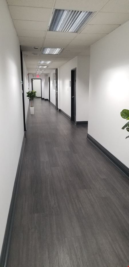 A look at Woodland Hills Office Plaza Commercial space for Rent in Woodland Hills