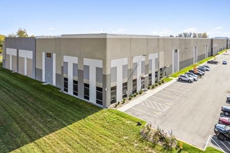A look at Riverport Trade Center Building 2 commercial space in Maryland Heights