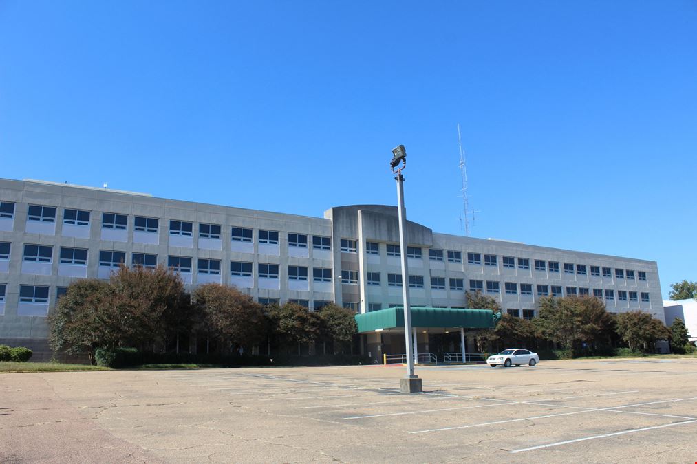 Former Merit Health (River Region Medical Center)