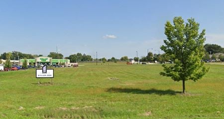 A look at 1972 McFarland Rd, I-39 Corr/Winnebago Cnty Submarket - Perryville Promenade commercial space in Rockford