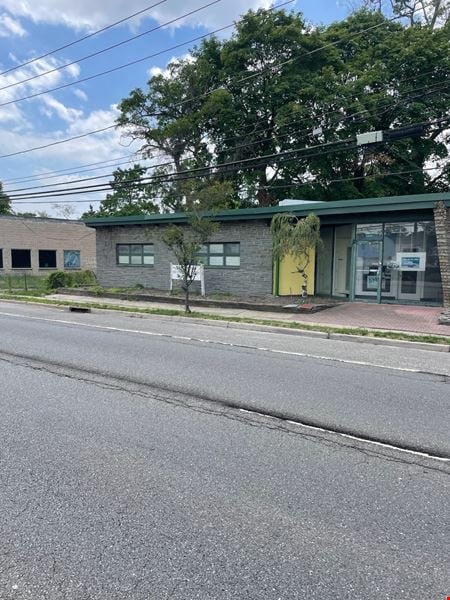 A look at 568-570 Broadway Amityville, NY commercial space in Amityville
