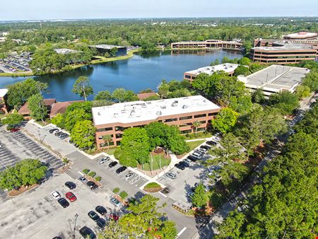 A look at Lakeside Plaza Commercial space for Rent in Jacksonville