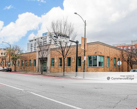 A look at 1623 W Fulton St commercial space in Chicago