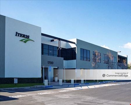 A look at Freeway Corporate Park Commercial space for Rent in Santa Ana