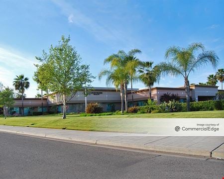 Palm Bluffs Corporate Center - 7625 North Palm Avenue - Fresno