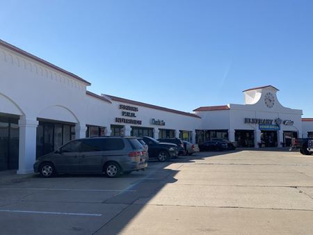 A look at Kelly Plaza Retail space for Rent in Edmond