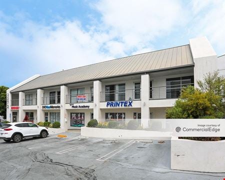 A look at Cheviot Plaza commercial space in Los Angeles