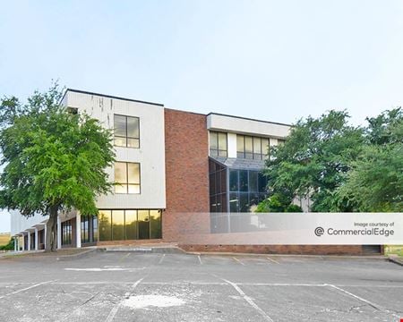 A look at 6900 Anderson Blvd commercial space in Fort Worth