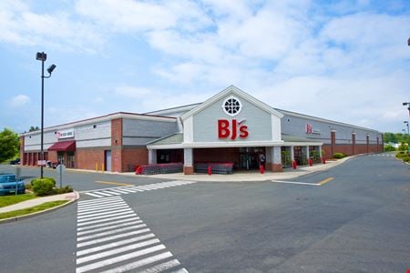 A look at Buckland Plaza commercial space in Manchester