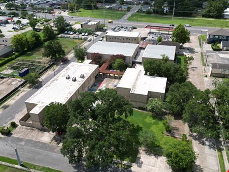 A look at Ridgewood School commercial space in Metairie