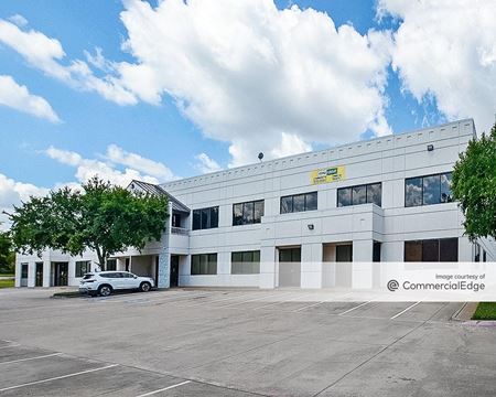 A look at 2145 Chenault Drive commercial space in Carrollton