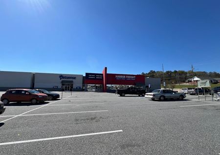 A look at 280 & Main Shopping Center commercial space in Phenix City