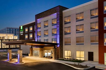 A look at Holiday Inn Express - Red Bank commercial space in Cincinnati