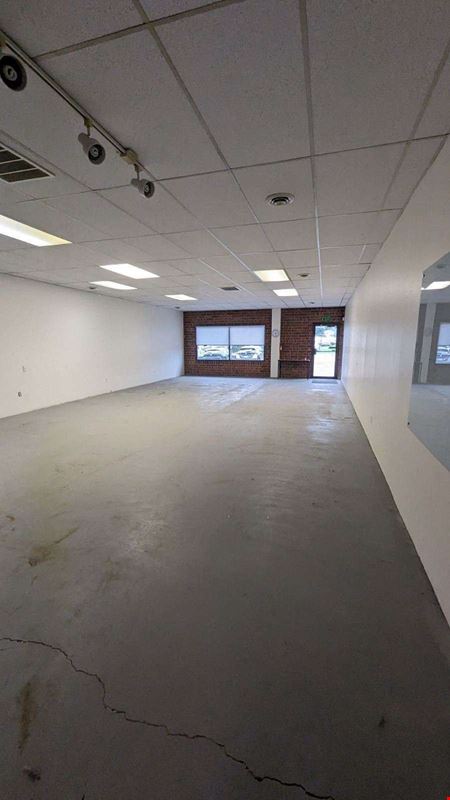 A look at 16399 S Golden Rd Retail space for Rent in Golden