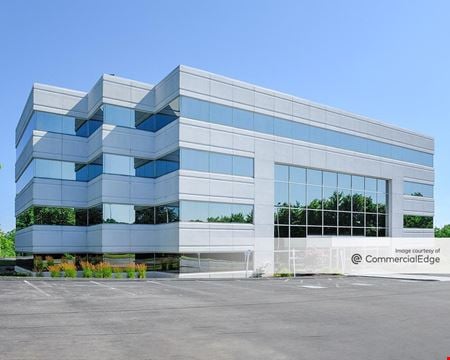 A look at Crown Pointe Office space for Rent in Akron
