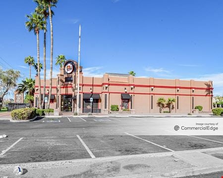 A look at Fiesta Plaza commercial space in Mesa