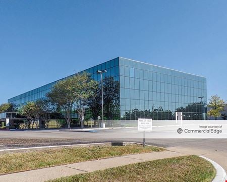 A look at Bellaire Medical Plaza Office space for Rent in Houston