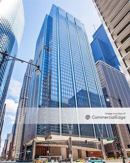 A look at 111 South Wacker Drive commercial space in Chicago