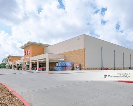 A look at Kingwood Place - HEB Retail space for Rent in Kingwood