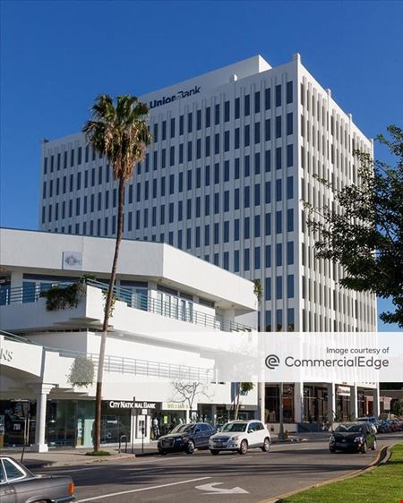 A look at 11661 San Vicente Blvd Office space for Rent in Los Angeles