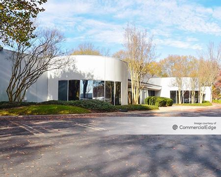 A look at Cobb Corporate Center commercial space in Marietta