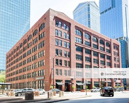 A look at Reid Murdoch Center commercial space in Chicago