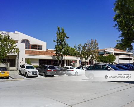 A look at Calabasas Square Commercial space for Rent in Calabasas